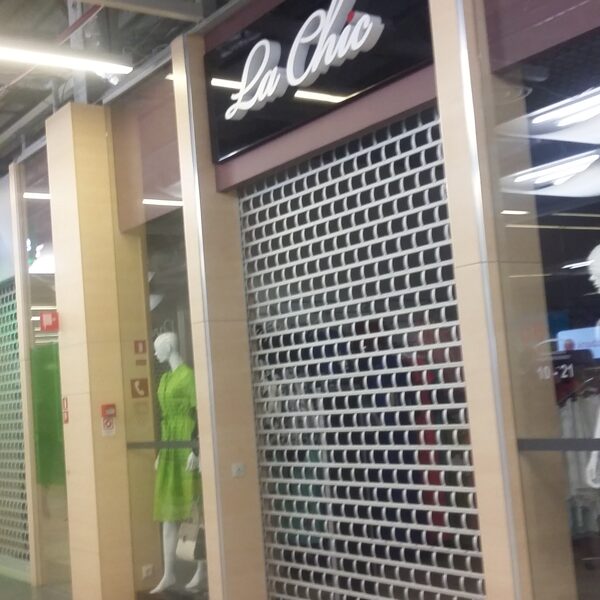 RULLO AIZSARGRESTES.